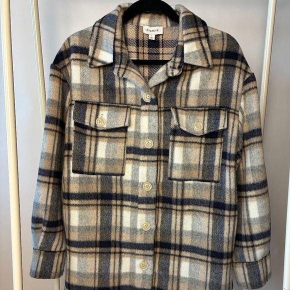 Evereve Plaid Button Front Shacket Jacket Women’s Size S - Picture 3 of 9